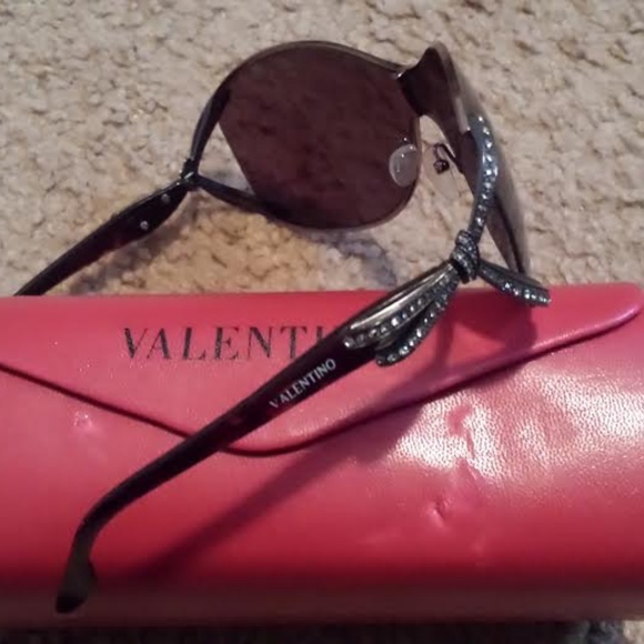 Valentino sunglasses - Picture 2 of 2